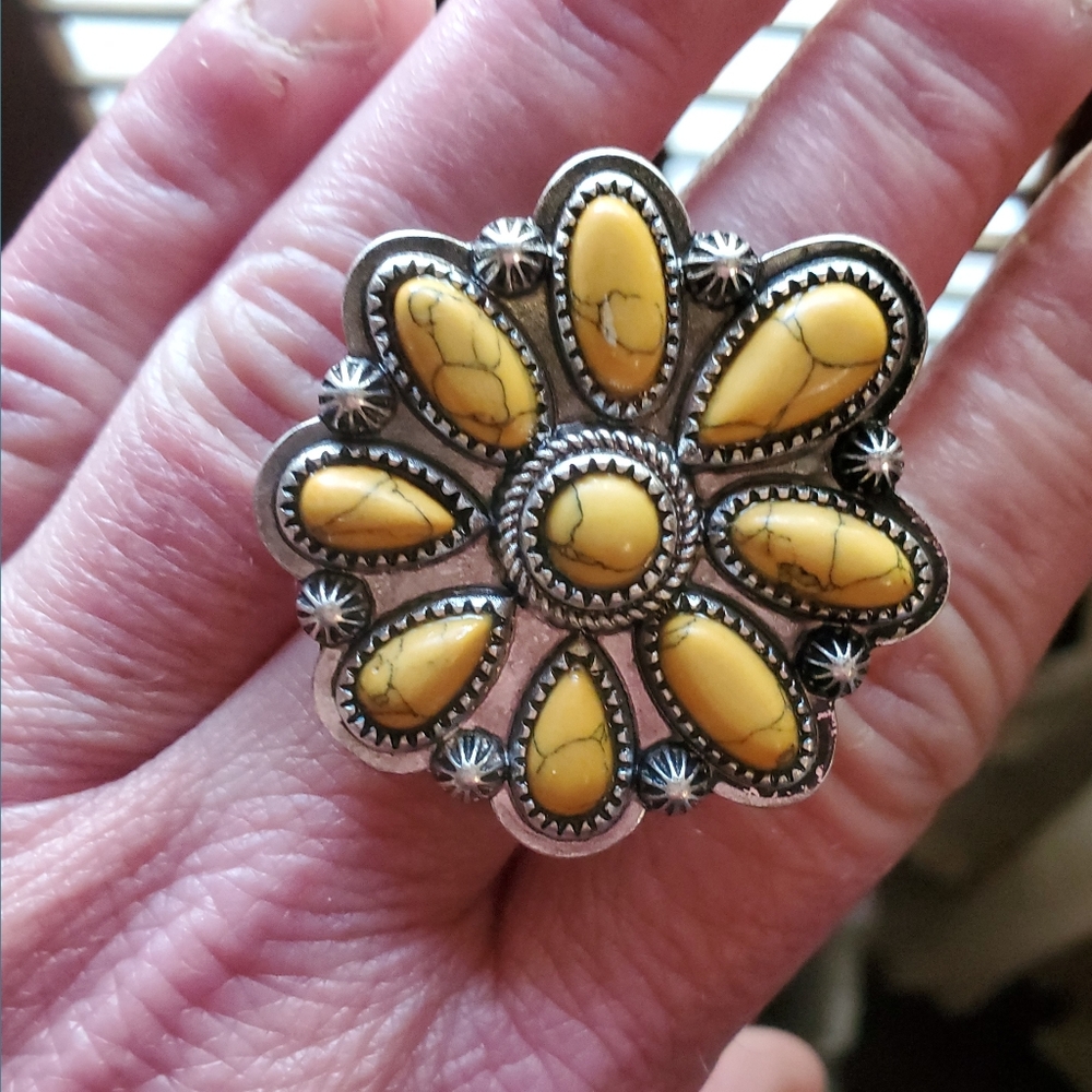 Free Spirit Native South Western People Flower Sun Burst yellow Floral Ring